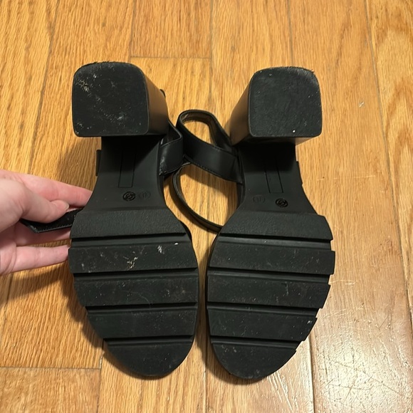 worthington elmira black heels - Picture 3 of 3